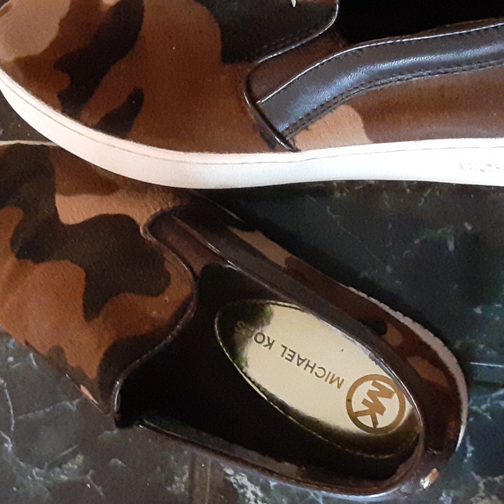Micheal kors camo shoes